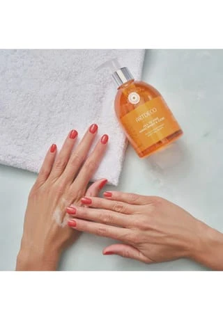 ARTDECO All In One Hand Wash & Care - Papaya & Sandalwood 300l 2 ARTDECO All In One Hand Wash & Care - Papaya & Sandalwood 300l – Bild 2