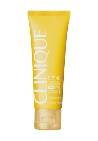 CLINIQUE SUN 50ml -Günstiges Pflegesets Geschäft unnamed file 694